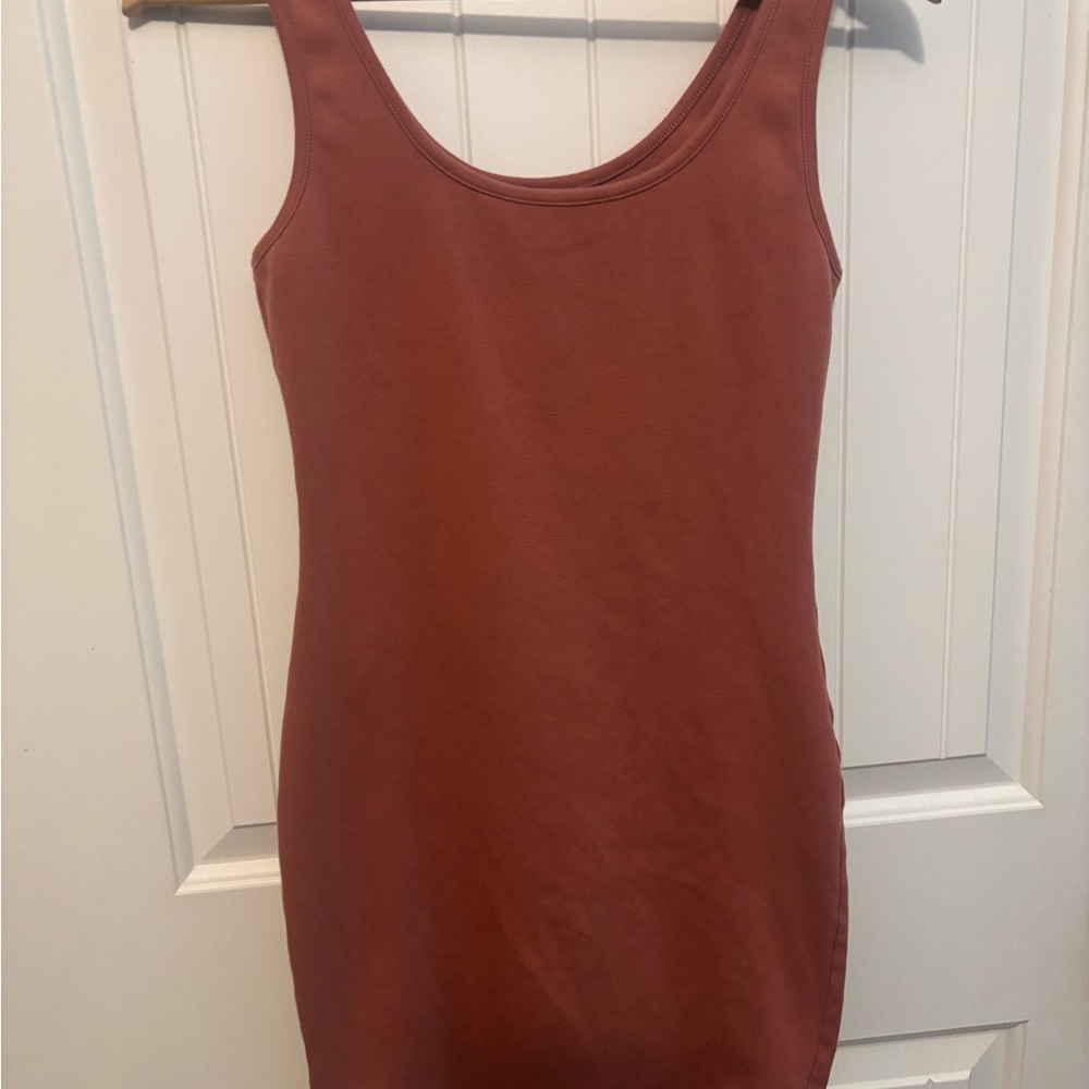 Rust Sleeveless Dress